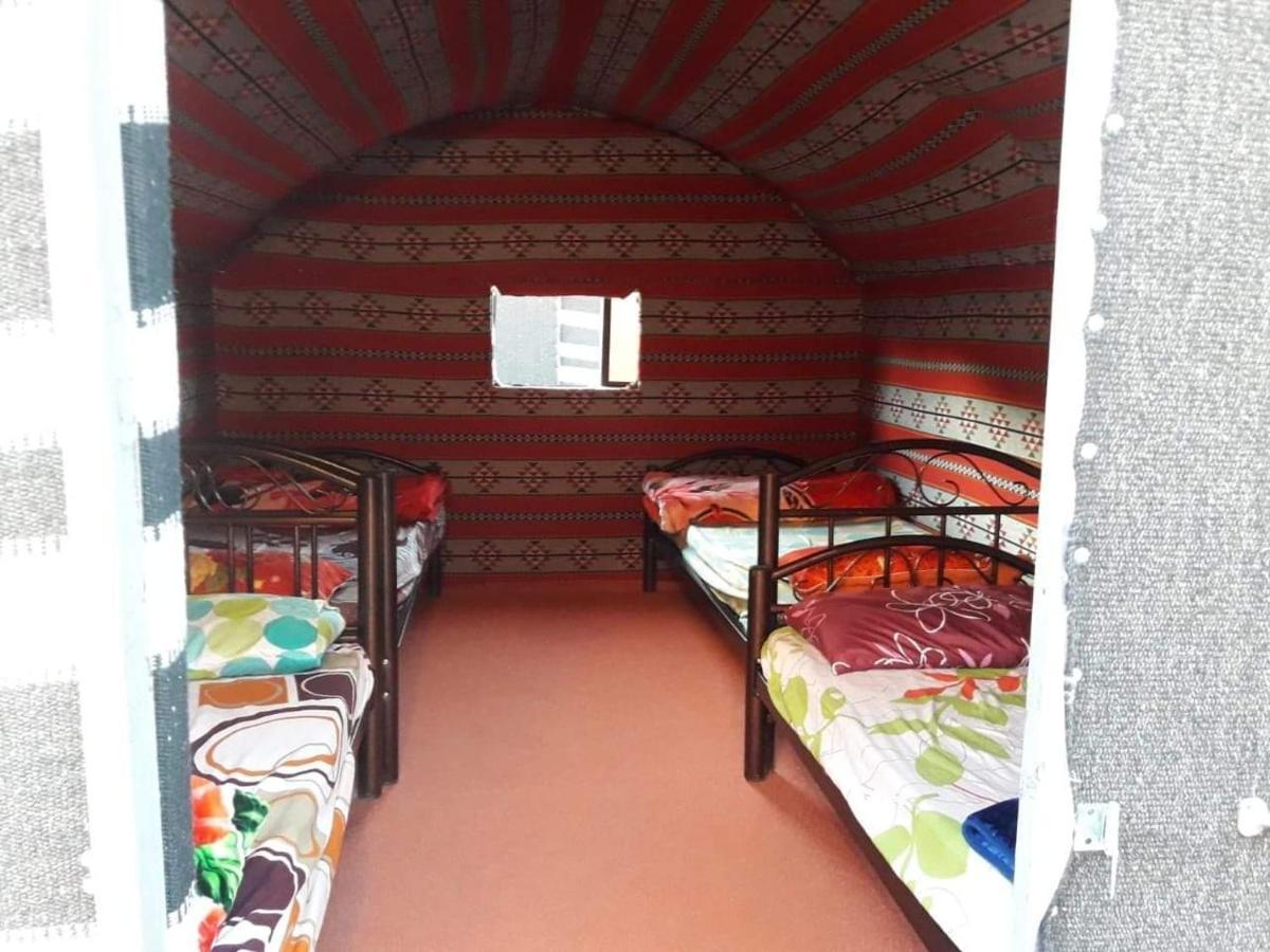 מלון וואדי רם Bedouin Host Camp& With Tour מראה חיצוני תמונה